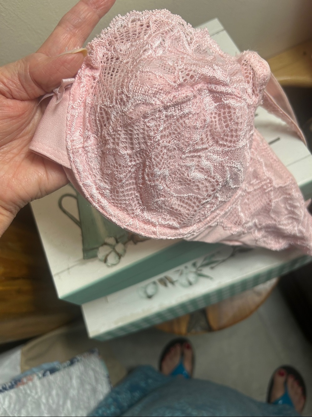 Bali Lace Underwire Bra in Soft Pink - Picture 6 of 8